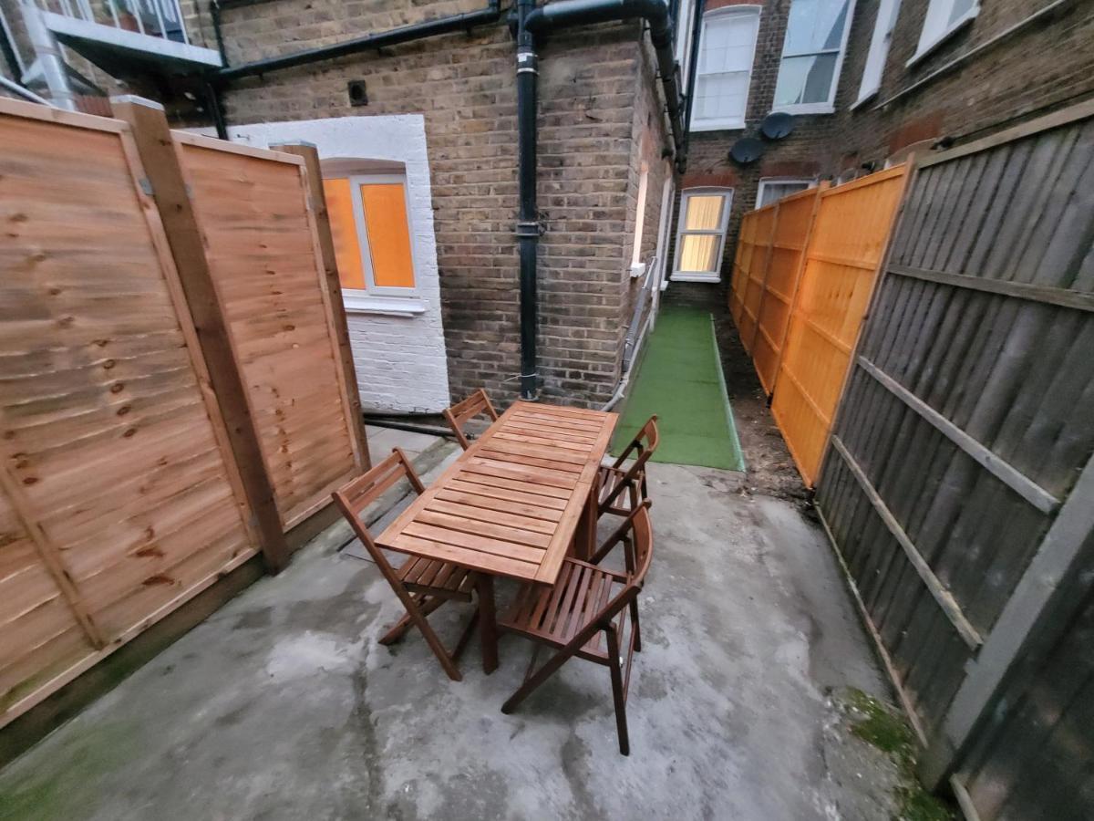 Spacious 2 Bedroom House In Central London With Garden Ngoại thất bức ảnh