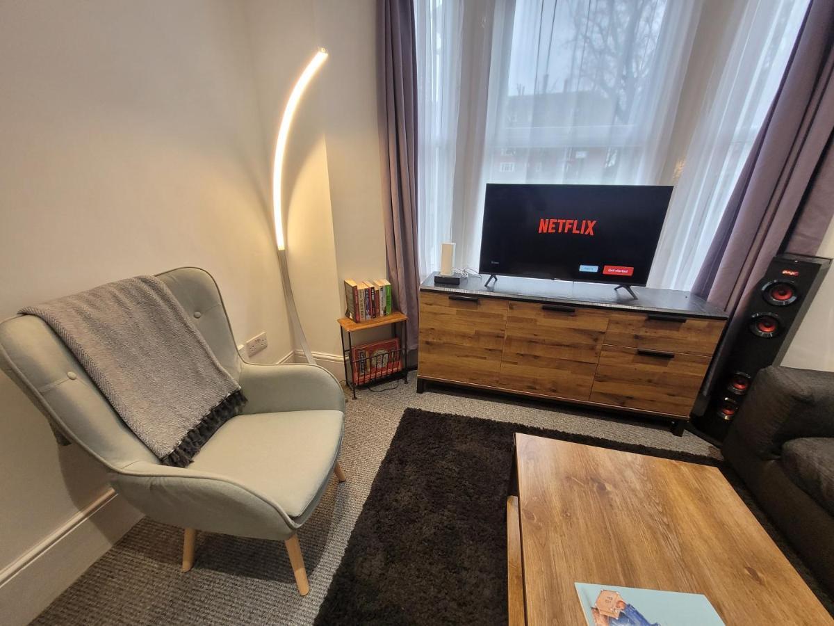 Spacious 2 Bedroom House In Central London With Garden Ngoại thất bức ảnh